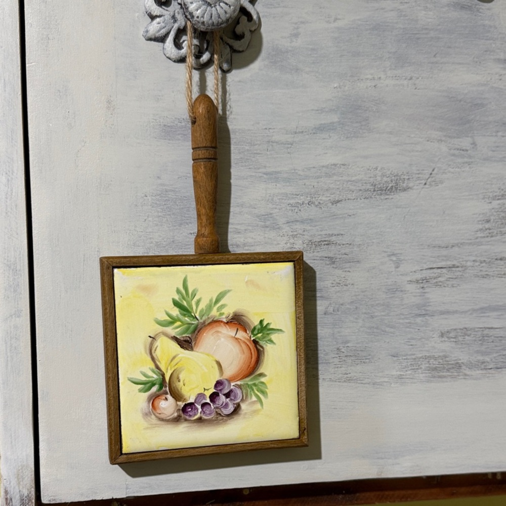 Flash sale💥🔥Vintage trivet Rustic Fruit Wall Decor with Wooden Handle